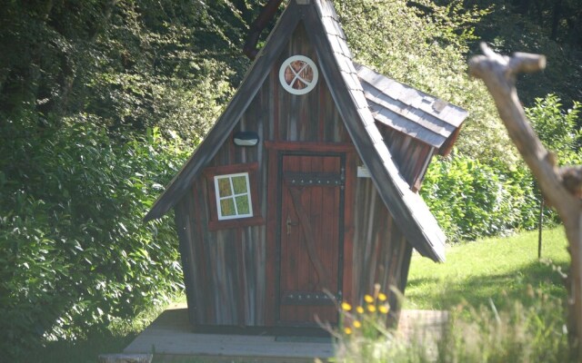 Insolites Du Camping De Trezulien