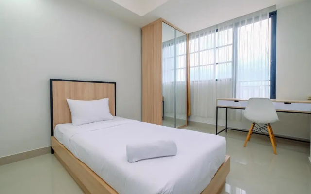 Minimalist Studio Room At Evenciio Margonda Apartment