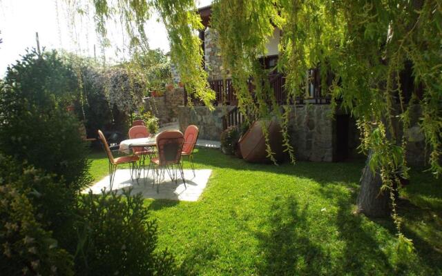 The Pomegranate's House