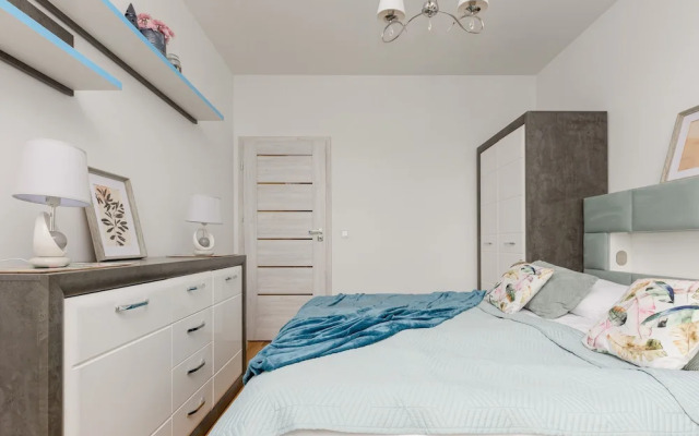 Apartment Kotsisa + Parking by Renters