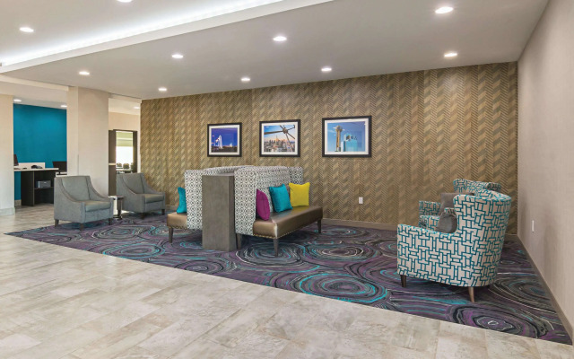 La Quinta Inn & Suites by Wyndham Dallas - Wylie