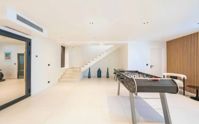 Sumptuous Villa - AC- 6br- 12p- Cannes