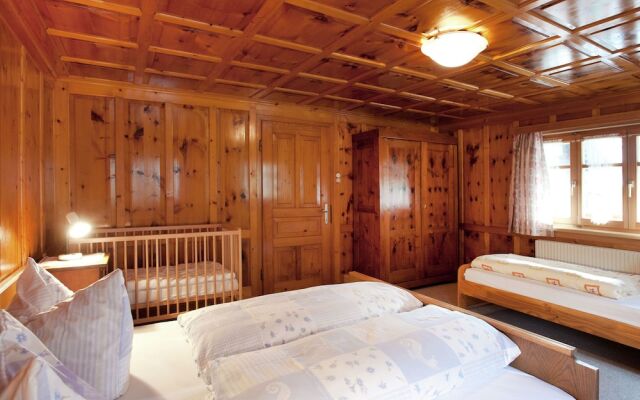Cozy Apartment with Sauna near Ski Area in Silbertal