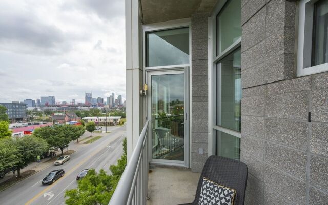 Sleek Furnished Modern Downtown Condo