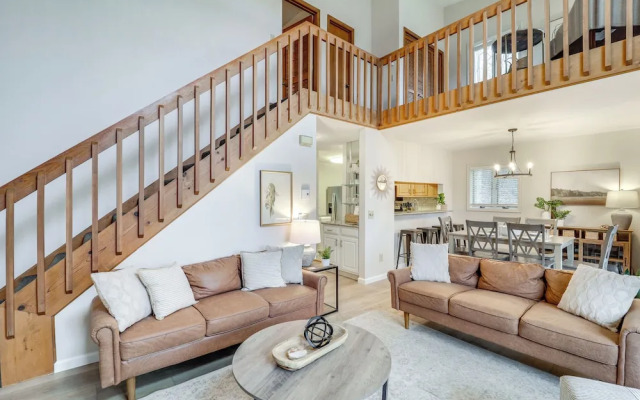 Sugar Mtn: Townhome w/ Hot Tub: Sugarcane Chalet'