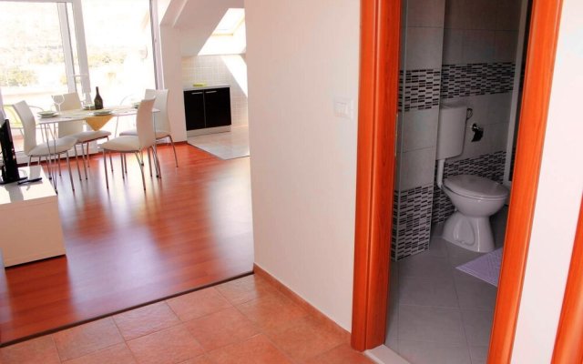 Apartment with One Bedroom in Dubrovnik, with Wonderful Sea View, Furnished Balcony And Wifi - 600 M From the Beach