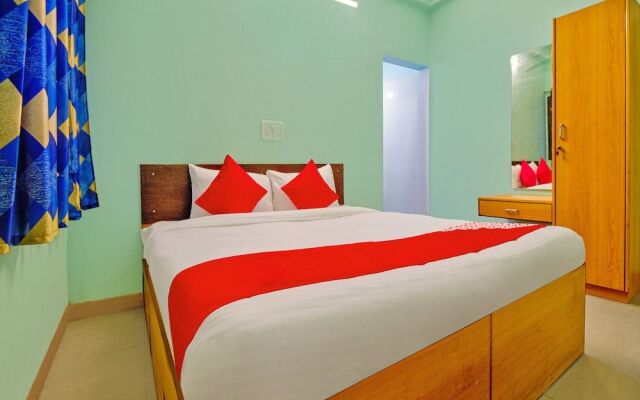 Oyo Flagship 29595 Hotel Akash Executive