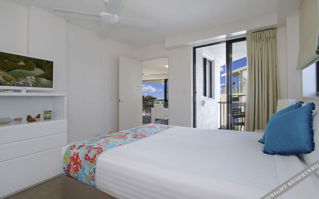 Windward Passage Holiday Apartments Golden Beach, Caloundra