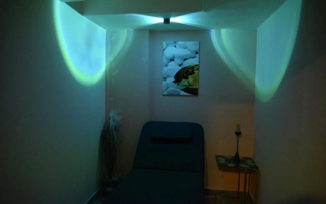 Red Alanqood Salamah