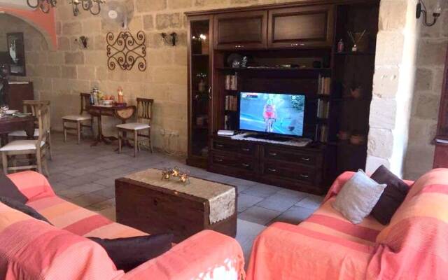 Villa With 5 Bedrooms In In Nadur, With Private Pool And Wifi