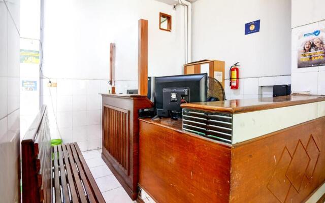 OYO Flagship 90890 Bratang Gede Residence