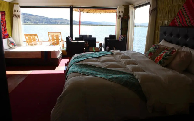 Uros Samaraã‘a Uta Lodge