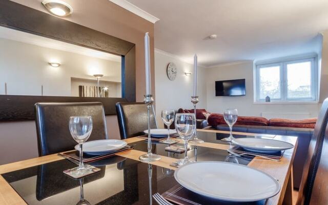 City Apartment With Rural Charm