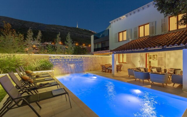 Hedera Estate, Villa Hedera