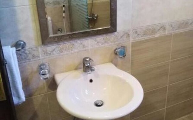 oyo 104 Al Tawfiq Furnished Units