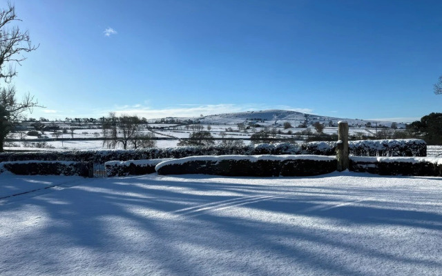Upper Hurst Farmhouse