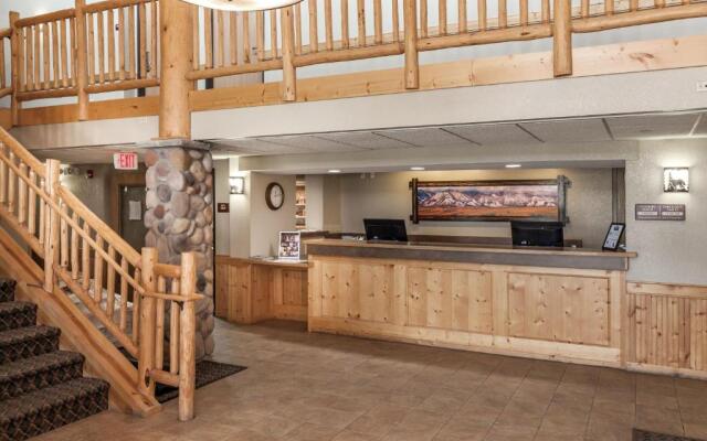 MountainView Lodge & Suites