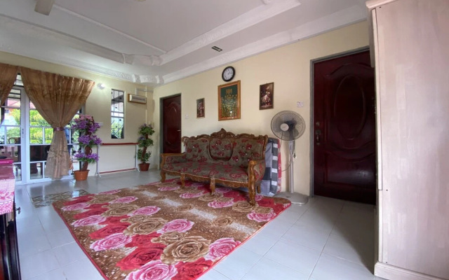 OYO Home 90331 D'jj Homestay