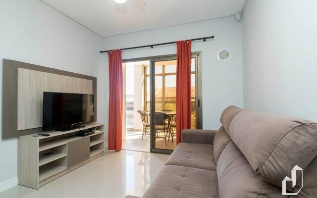 Apartamento com 02 dormitórios