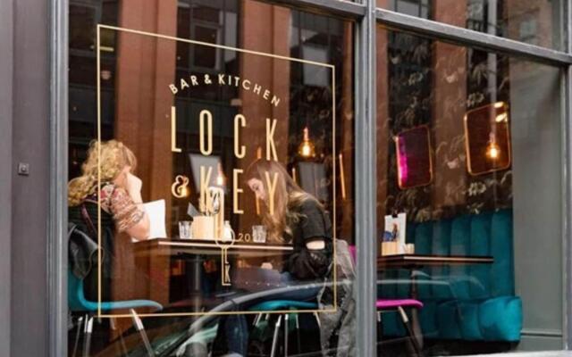 Lock & Key Hotel