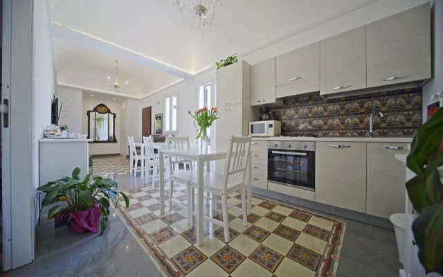 Palazzo Torre Apartment