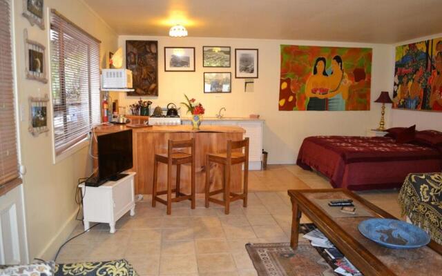 Great Barrier Oasis Lodge