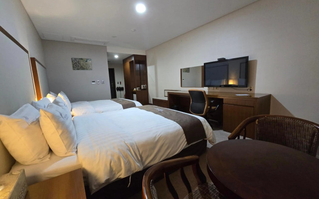 Narsha Hotel