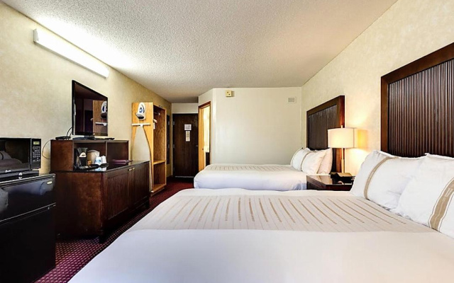 Fireside Inn and Suites