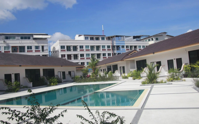 The Natural Resort
