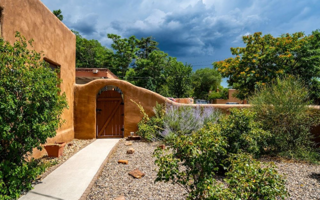 Gomez Gardens by Kokopelli Property Management
