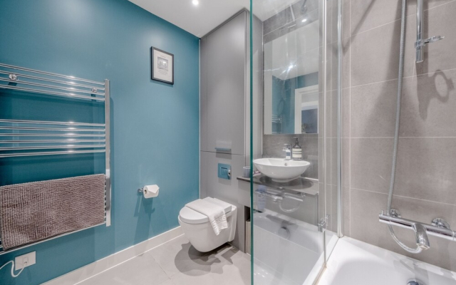 Light & Spacious 1bedroom Flat With Balcony - Mile End