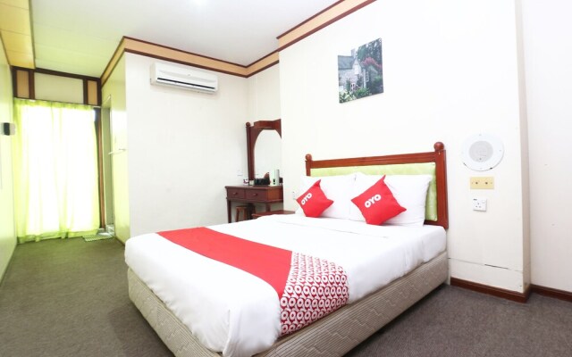 OYO 89489 Al Ansar Hotel