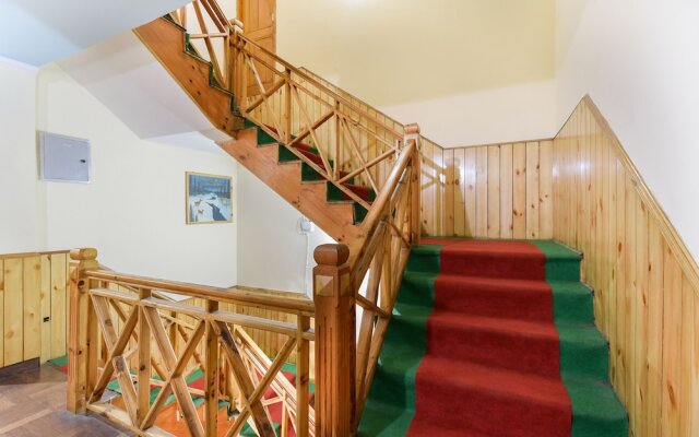 Hotel Eco Groves by OYO Rooms