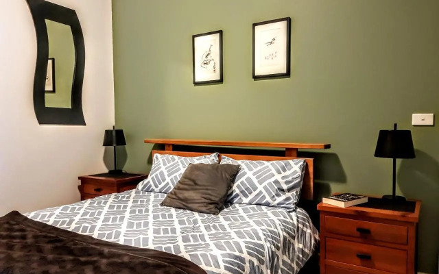 Bay Breeze Holiday Home