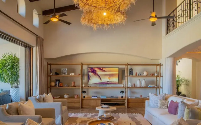 Stunning Ocean Views, Private Pool, & Seaside Golf