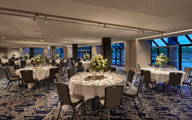 Crowne Plaza Melbourne by IHG