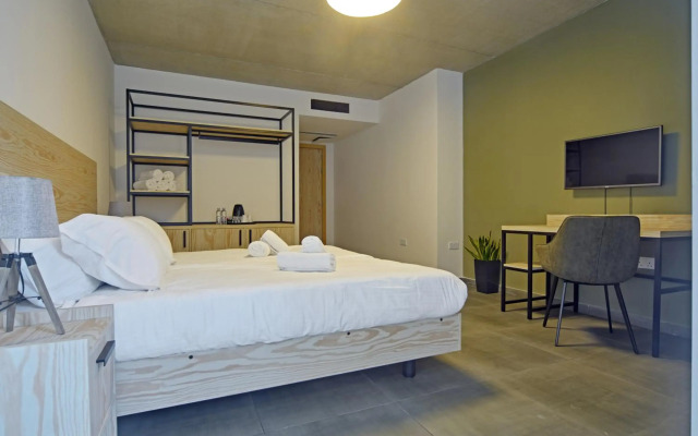 Mr. Todd Hotel
