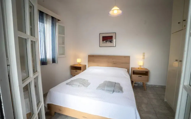 Naoussa Breeze Residence