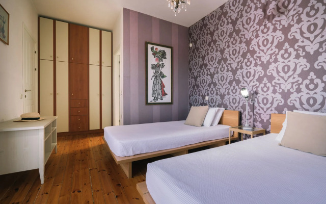 Nina Residence