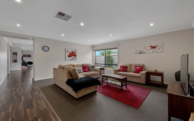 Bundalong on Clarke St