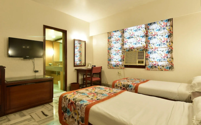 Hotel Parle International