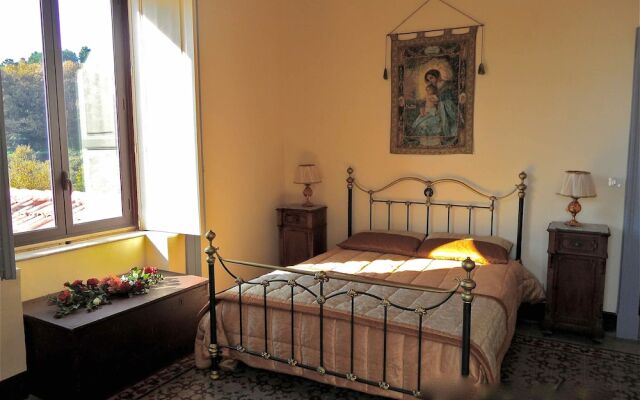 Villa Bonaccorso Casale-splendida Villa Immersa Nella Natura ai Piedi Dell Etna