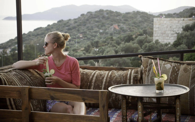Hideaway Hotel