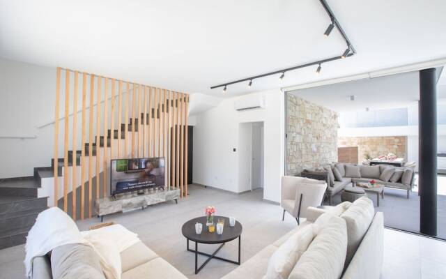 Ayia Napa Kube Villa Kb4, Ayia Napa Center