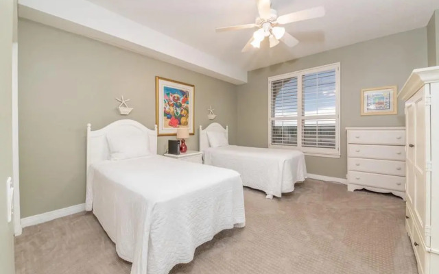 Beach Colony East 17b-penthouse