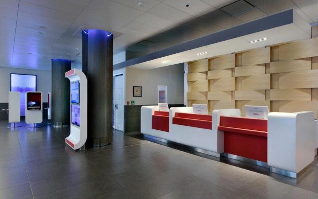 DoubleTree by Hilton Ottawa Downtown