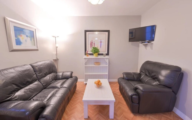 10mindrivecliffsofmoher-cozy2br-parking-wifi