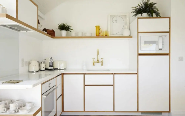 Sands Studio & Samphire Studio