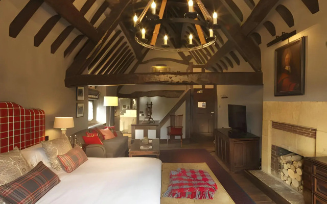 The Lygon Arms - an Iconic Luxury Hotel