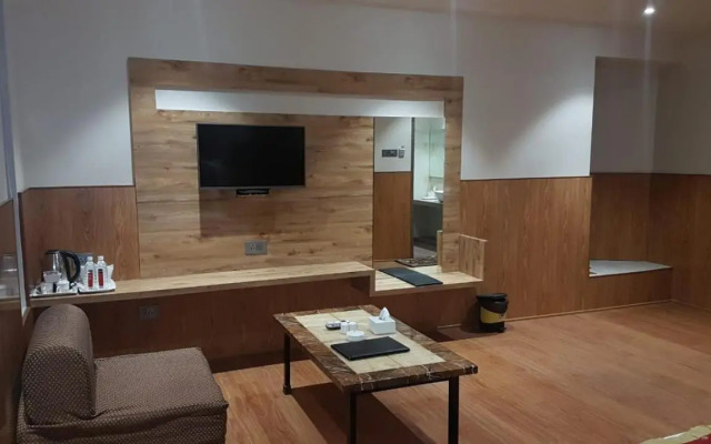 Hotel Surya Executive